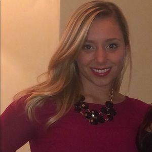 Meet your Posher, Stephanie